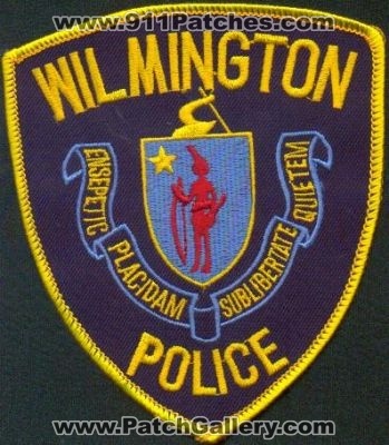Wilmington Police
Thanks to EmblemAndPatchSales.com for this scan.
Keywords: massachusetts