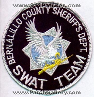 Bernalillo County Sheriff's Dept SWAT Team
Thanks to EmblemAndPatchSales.com for this scan.
Keywords: new mexico sheriffs department