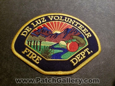 De Luz Volunteer Fire Department Patch (California)
Thanks to Jeremiah Herderich for the picture.
Keywords: deluz vol. dept.