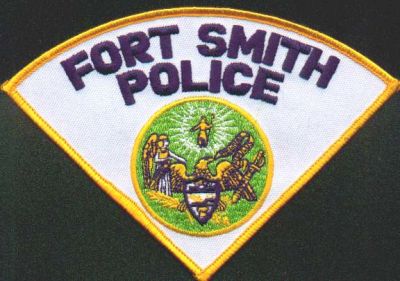 Fort Smith Police
Thanks to EmblemAndPatchSales.com for this scan.
Keywords: arkansas ft