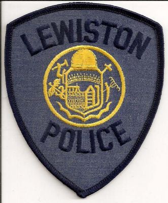 Lewiston Police
Thanks to EmblemAndPatchSales.com for this scan.
Keywords: maine