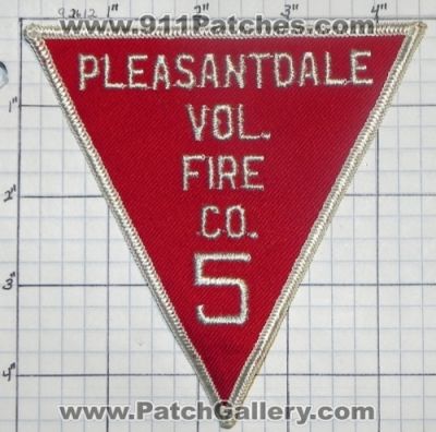 Pleasantdale Volunteer Fire Company 5 (New York)
Thanks to swmpside for this picture.
Keywords: vol. co. #5