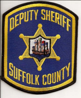 Suffolk County Deputy Sheriff
Thanks to EmblemAndPatchSales.com for this scan.
Keywords: massachusetts
