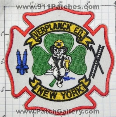 Verplanck Fire Department (New York)
Thanks to swmpside for this picture.
Keywords: dept. f.d. fd