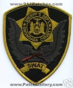 Onondaga County Sheriff's Department SWAT (New York)
Thanks to apdsgt for this scan.
Keywords: sheriffs dept.