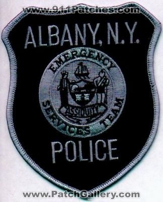 Albany Police Emergency Services Team
Thanks to EmblemAndPatchSales.com for this scan.
Keywords: new york