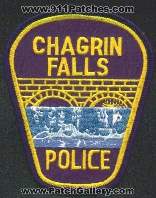 Chagrin Falls Police
Thanks to EmblemAndPatchSales.com for this scan.
Keywords: ohio
