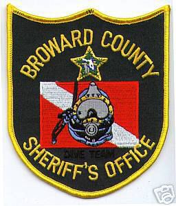 Broward County Sheriff's Office Dive Team (Florida)
Thanks to apdsgt for this scan.
Keywords: sheriffs