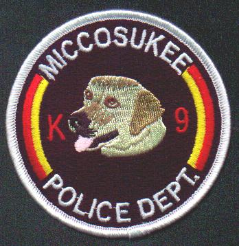 Miccosukee Police Dept K-9
Thanks to EmblemAndPatchSales.com for this scan.
Keywords: florida department k9