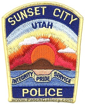 Sunset City Police Department (Utah)
Thanks to Alans-Stuff.com for this scan.
Keywords: dept.