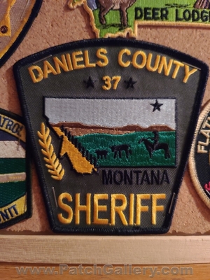 Daniels County Sheriffs Office 37 Patch (Montana)
Thanks to Jeremiah Herderich for the picture.
Keywords: co. department dept.