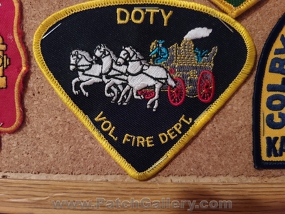 Doty Volunteer Fire Department Patch (South Dakota)
Thanks to Jeremiah Herderich for the picture.
Keywords: vol. dept.