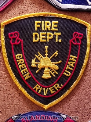 Green River Fire Department Patch (Utah)
Thanks to Jeremiah Herderich for the picture.
Keywords: dept.