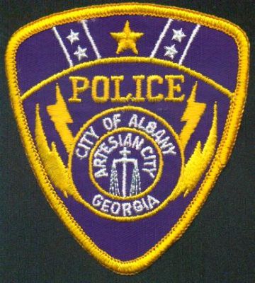 Albany Police
Thanks to EmblemAndPatchSales.com for this scan.
Keywords: georgia city of