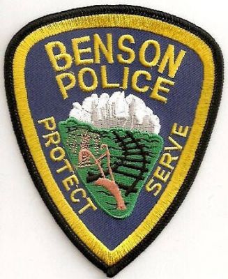 Benson Police
Thanks to EmblemAndPatchSales.com for this scan.
Keywords: north carolina