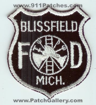 Blissfield Fire Department (Michigan)
Thanks to Mark C Barilovich for this scan.
Keywords: fd mich.