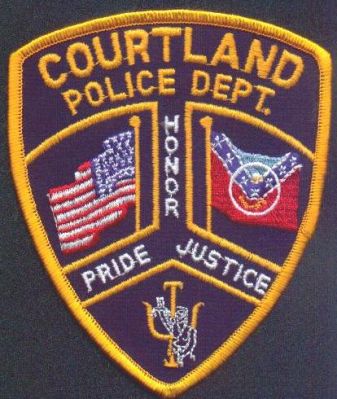 Courtland Police Dept
Thanks to EmblemAndPatchSales.com for this scan.
Keywords: alabama department