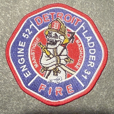 Detroit Fire Department Engine 52 Ladder 31 Patch (Michigan)
Picture: PatchGallery.com
Thanks to Jeremiah Herderich
Keywords: dept. dfd manistique madhouse