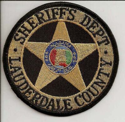 Lauderdale County Sheriff's Dept
Thanks to EmblemAndPatchSales.com for this scan.
Keywords: alabama sheriffs department