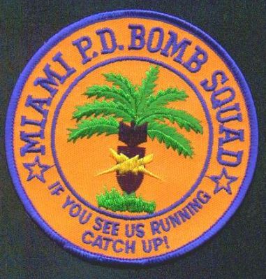 Miami Police Bomb Squad
Thanks to EmblemAndPatchSales.com for this scan.
Keywords: florida
