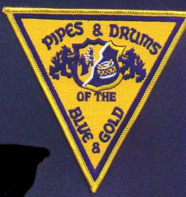 New Jersey State Police Pipes & Drums
Thanks to EmblemAndPatchSales.com for this scan.
