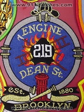 FDNY Fire Engine 219 (New York)
Thanks to HDEAN for this picture.
Keywords: department