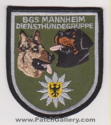 BGS - Mannheim Service Dogs Group (Germany)
Thanks to yuriilev for this scan.
Keywords: Border Guards Service bgs federal k-9 k9 diensthundegruppe police